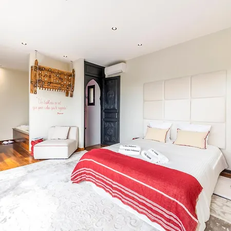 Picasso # Vue Panoramique - Luxe - Jacuzzi Ferienhaus *