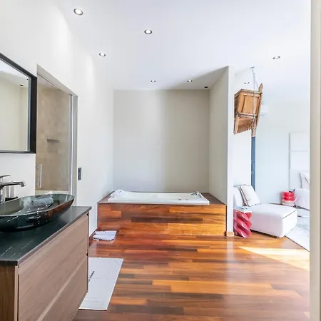 Picasso # Vue Panoramique - Luxe - Jacuzzi * Vallauris