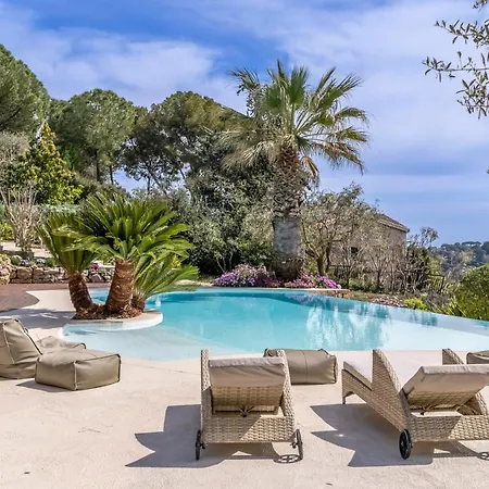 Ferienhaus Picasso # Vue Panoramique - Luxe - Jacuzzi